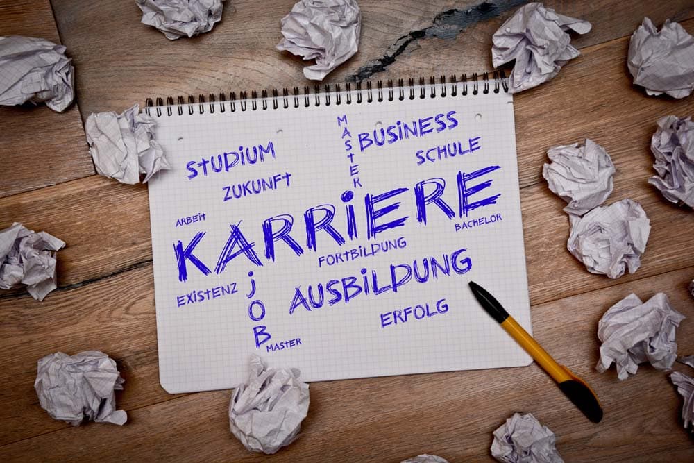 f Karriere neu (jpg) | Motiv © Marco2811 - Fotolia.com | Januar 2014