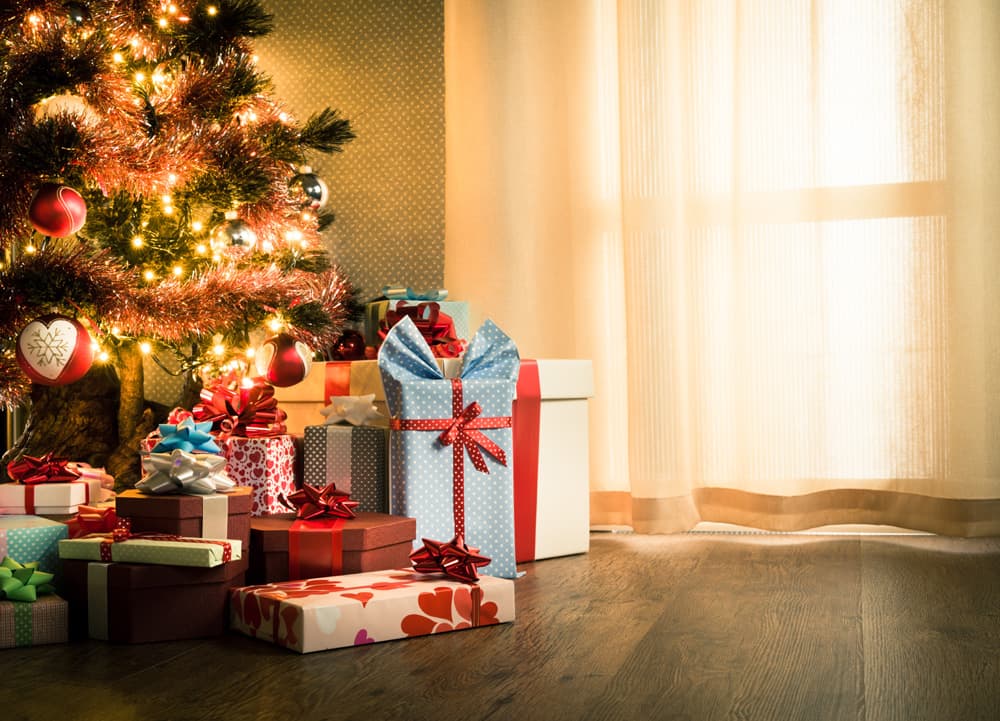 F Weihnachten neu (jpg) | Motiv © stokkete - Fotolia.com | © Fotolia.com, Dezember 2014