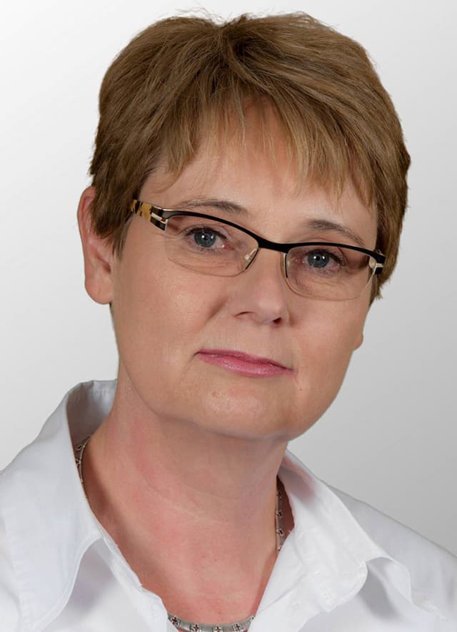 Porträt Annette Baumstümmler 0216 (jpg) | Februar 2016 Porträt Annette Baumstümmler 0216 (jpg) | Februar 2016