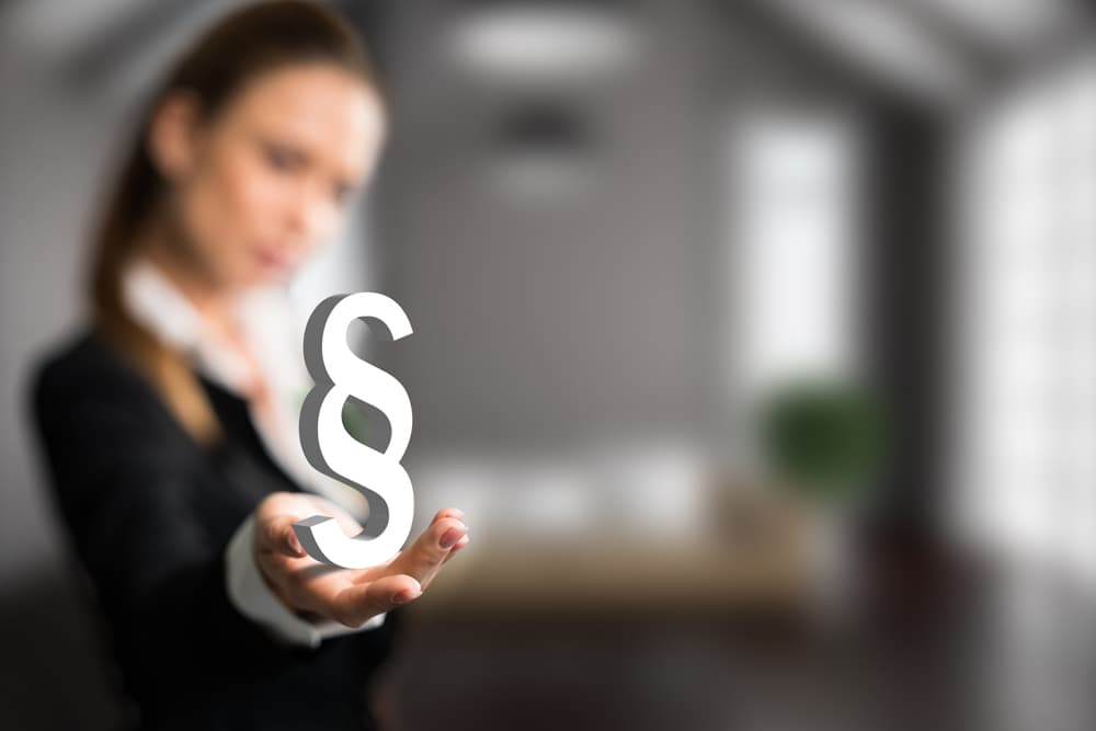 F Urteil 2 neu (jpg) | Motiv ©fotogestoeber - Fotolia.com | © Fotolia.com, September 2017