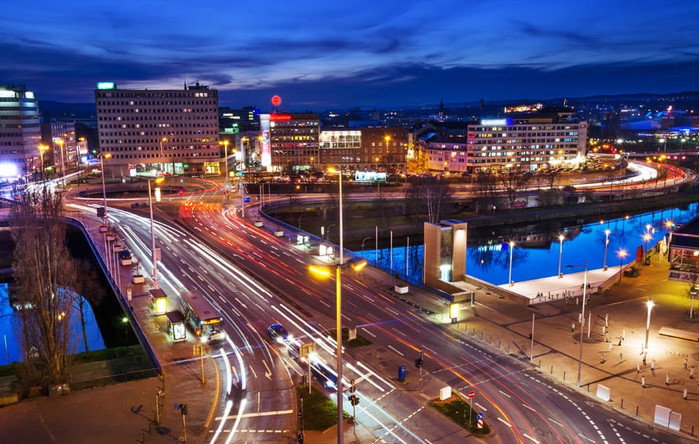 F Saarbrücken 1 neu (jpg) | Motiv ©Petair - Fotolia.com | © Fotolia.com, Februar 2018