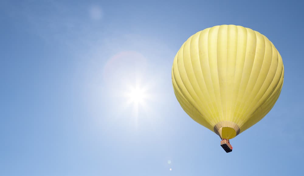 F Aufwind neu (jpg) | Motiv © by-studio -fotolia.com | © Fotolia.com, Februar 2018
