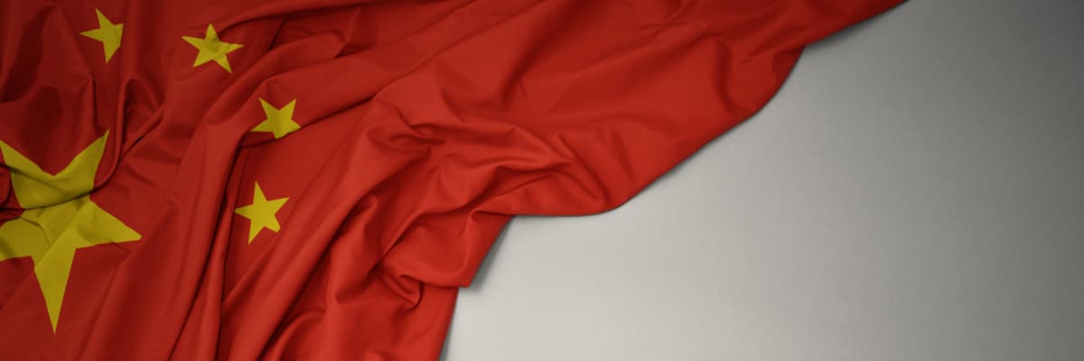 china | Motiv ©luzitanija - stock.adobe.com | © stock.adobe.com, Januar 2021 Chinesiche Flagge mit Stofffalten | Motiv ©luzitanija - stock.adobe.com | © stock.adobe.com, Januar 2021