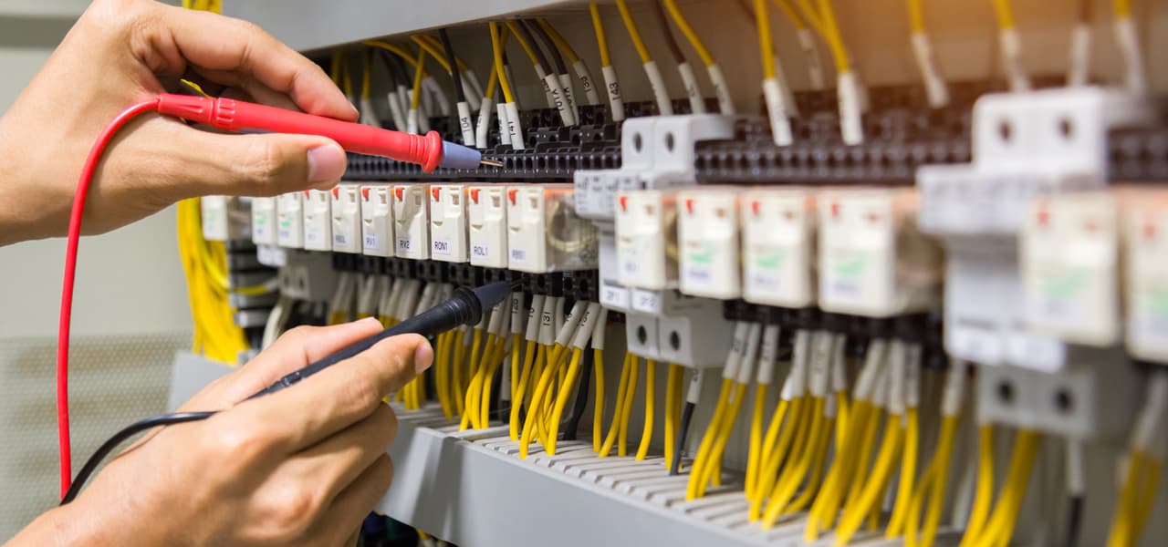 A Header Elektronik 1 (jpg) | Motiv ©A Stockphoto - stock.adobe.com | © stock.adobe.com, Januar 2021 A Header Elektronik 1 (jpg) | Motiv ©A Stockphoto - stock.adobe.com | © stock.adobe.com, Januar 2021