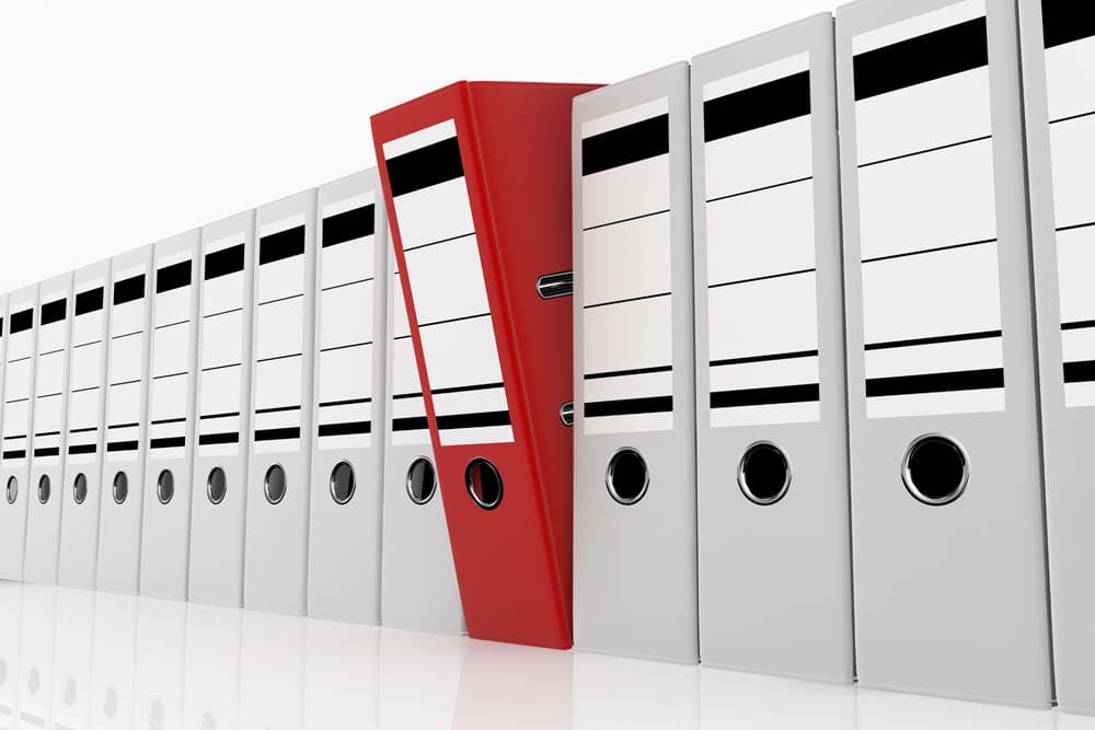 Das kann doch weg?! | Motiv ©yodiyim - Fotolia.com | © Fotolia.com, August 2015 F Ordner Adressen Büro neu jpg | Motiv ©yodiyim - Fotolia.com | © Fotolia.com, August 2015