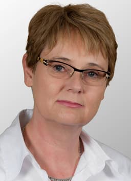 Porträt Annette Baumstümmler 0216 (jpg) | Februar 2016 Porträt Annette Baumstümmler 0216 (jpg) | Februar 2016