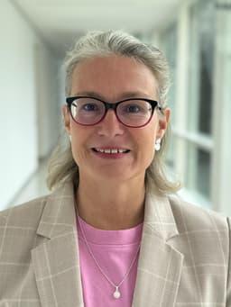 Porträt Svenja Koller (jpg) | Juli 2025 Porträt Svenja Koller (jpg) | Juli 2025