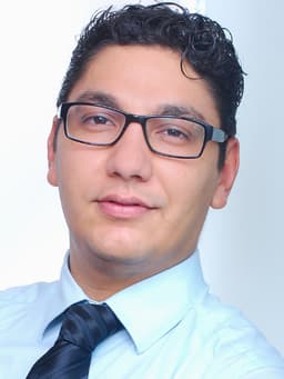 Porträt Sadik Bajrami 0917 (jpg) | September 2017 Porträt Sadik Bajrami 0917 (jpg) | September 2017