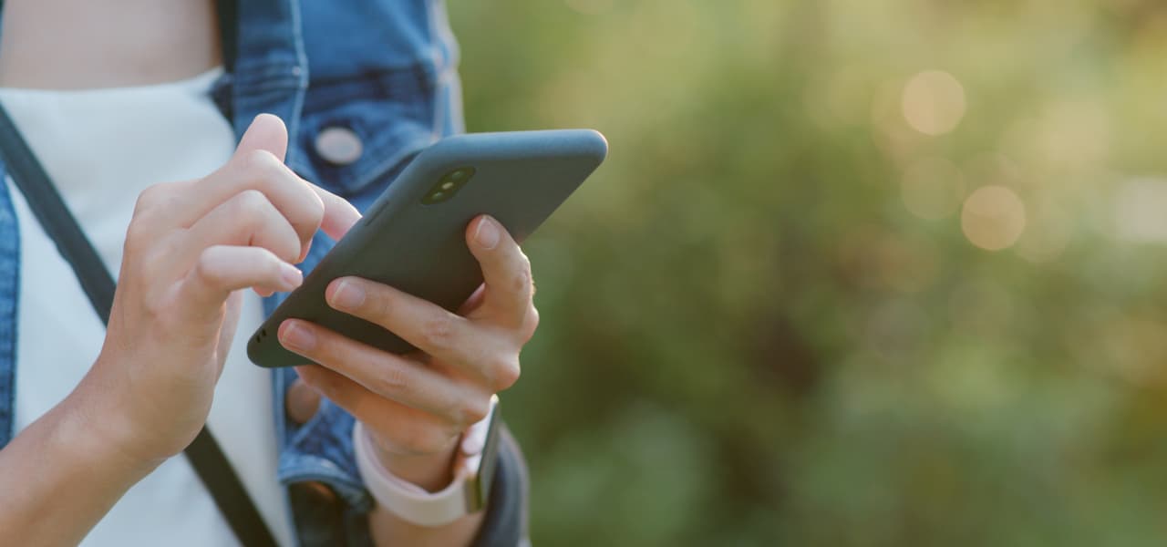 Datenrecherche Handy 1 A (Header) | Motiv ©leungchopan-stock.adobe.com | © stock.adobe.com, Juni 2019 Datenrecherche Handy 1 A (Header) | Motiv ©leungchopan-stock.adobe.com | © stock.adobe.com, Juni 2019
