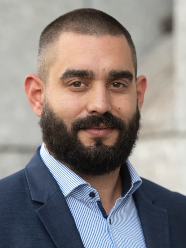 Porträt Darius Nadery (jpg) | Juli 2021 Porträt Darius Nadery (jpg) | Juli 2021