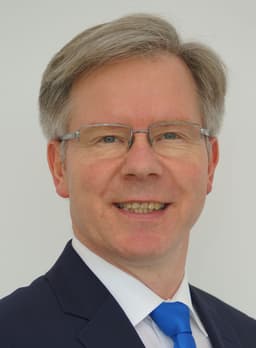 Porträt Uwe Rentmeister (jpg) | Motiv Porträt Uwe Rentmeister (jpg) | Mai 2014 Porträt Uwe Rentmeister (jpg) | Motiv Porträt Uwe Rentmeister (jpg) | Mai 2014